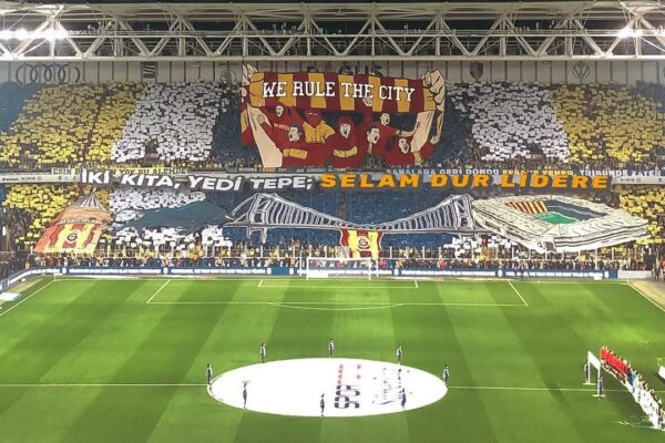 Yapay zeka Fenerbahçe-Galatasaray Derbi Sonucunu Açıkladı!