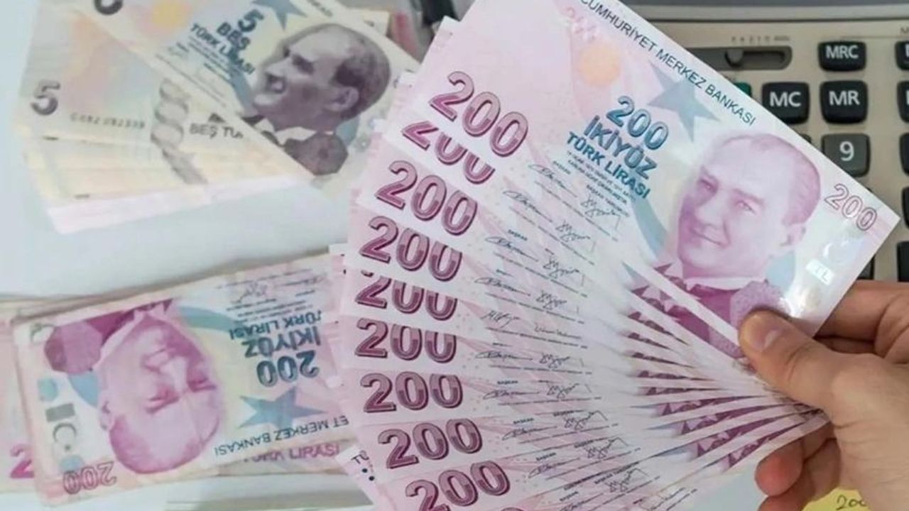 Enflasyon Sonrasında Yeni Memur Maaş Zammı Ve Emekli Zammı Belli Oldu