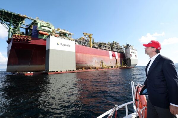 Türkiye’nin İlk Yüzer Doğal Gaz Üretim Platformu Devreye Alınıyor