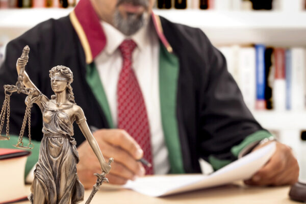Yeni Avukatlık Asgari Ücret Tarifesi Açıklandı