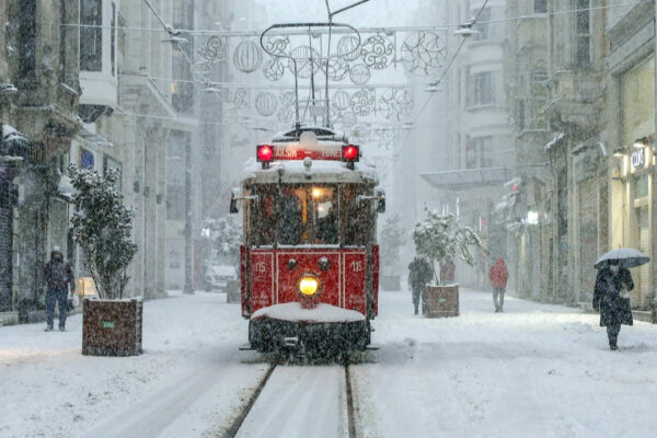 Bu Yıl İstanbul’a Kar Yağacak mı?