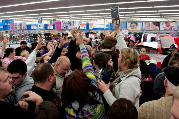 Black Friday Ne Zaman Hangi Mağazalarda İndirim Var?