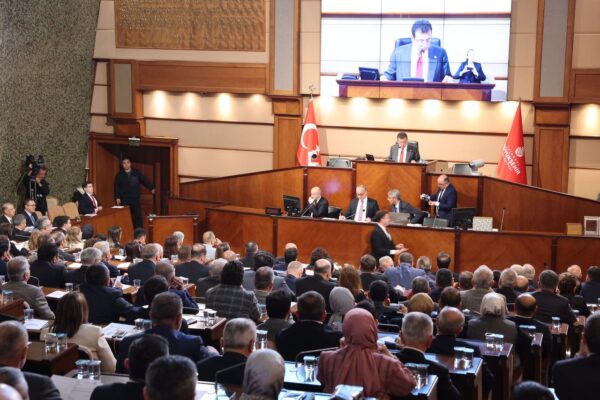 İstanbul Büyükşehir Belediyesi’nin 2025 Bütçesi Belli Oldu