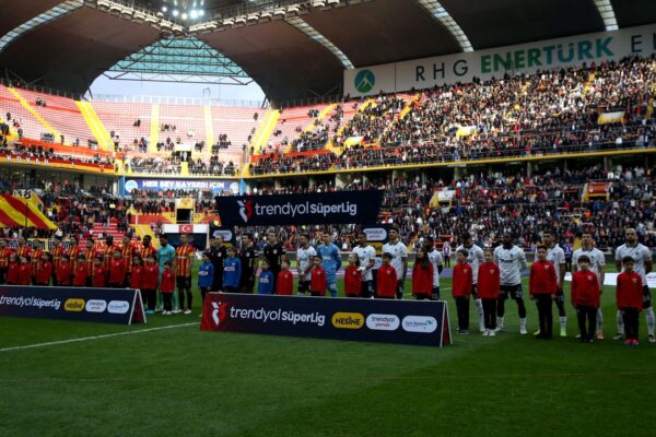 Kayseri Fenerbahçe Maçının Gollerini Kim Attı?