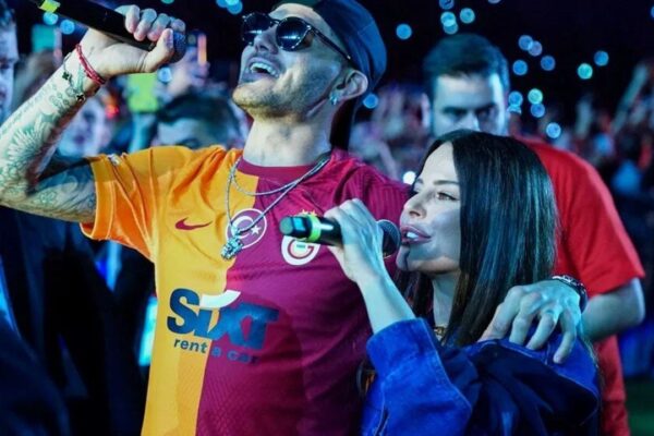 Simge Wanda Nara’ya mı Özeniyor?