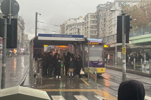 İstanbul Trafiğinde Son Dakika: Bu Yollara Dikkat