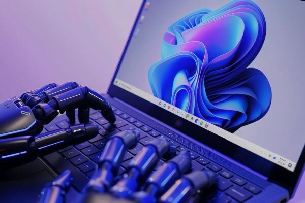 Microsoft Yapay Zeka Destekli Paint ve Not Defteri’ni Test Ediyor