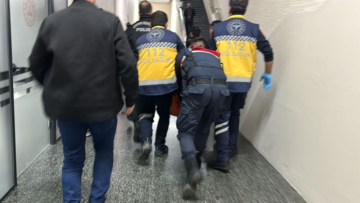 Bursa Adliye’sine Silahlı Saldırı Düzenlendi!