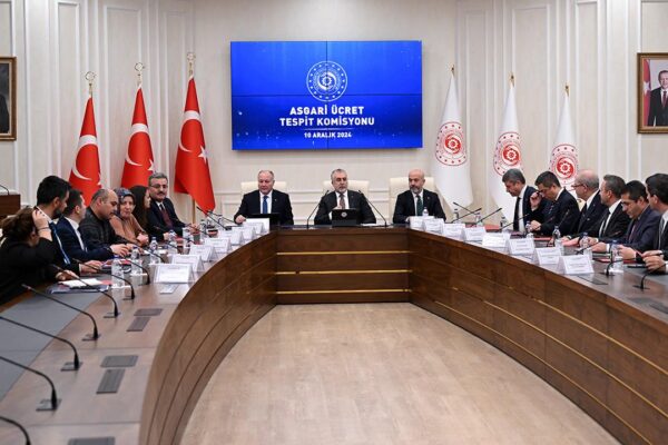 Asgari Ücret Tespit Komisyonu 16 Aralık Toplantısına Başladı