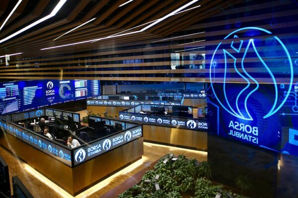 Borsa İstanbul İlk Yarıyı Geride Kapattı