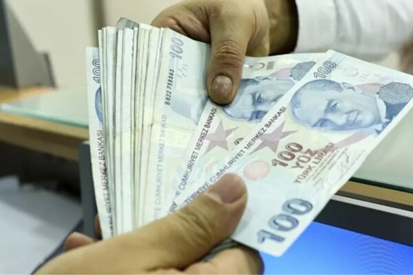 Üniversite Bursları Yüzde 50 Zamlandı
