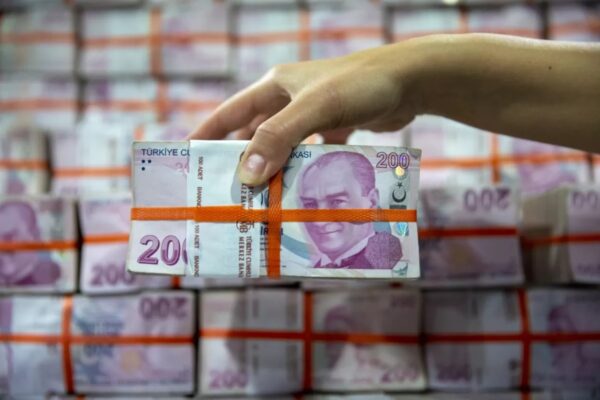 Halkbank’tan Genç Girişimcilere Sıfır Faizli Kredi Desteği