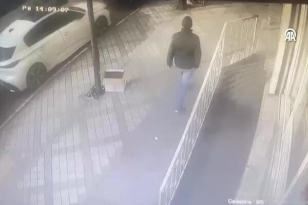 Bağcılar’da başkasına benzetildiği için darbedilip bıçaklanan kişi öldü haberi