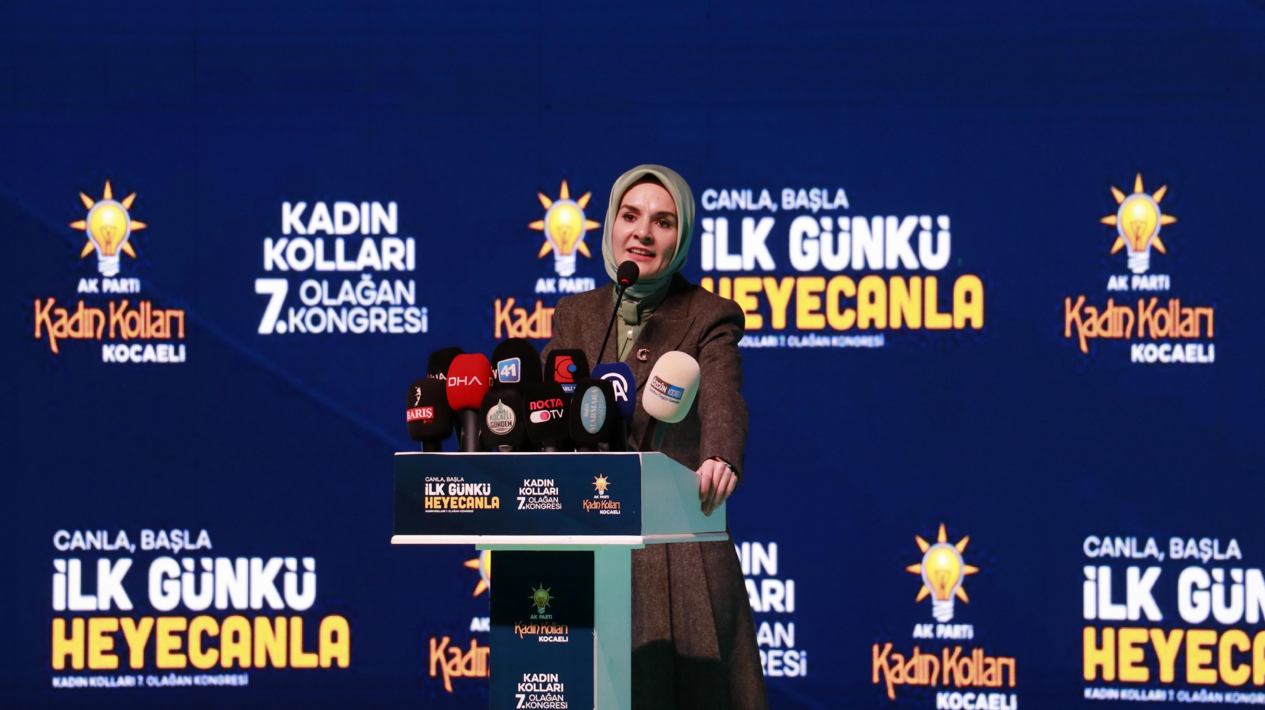 bakan-goktas-ak-parti-kocaeli-kadin-kollari-7-olagan-kongresinde-konustu-rl9kT9a9.jpg