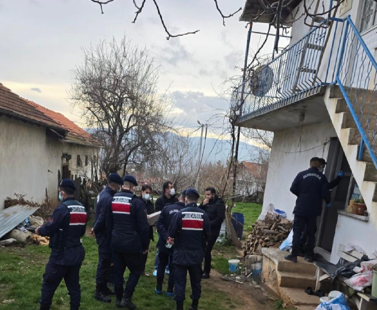 balikesirde-karbonmonoksitten-zehirlenen-kari-koca-oldu-haberi-LOak6PdT.jpg