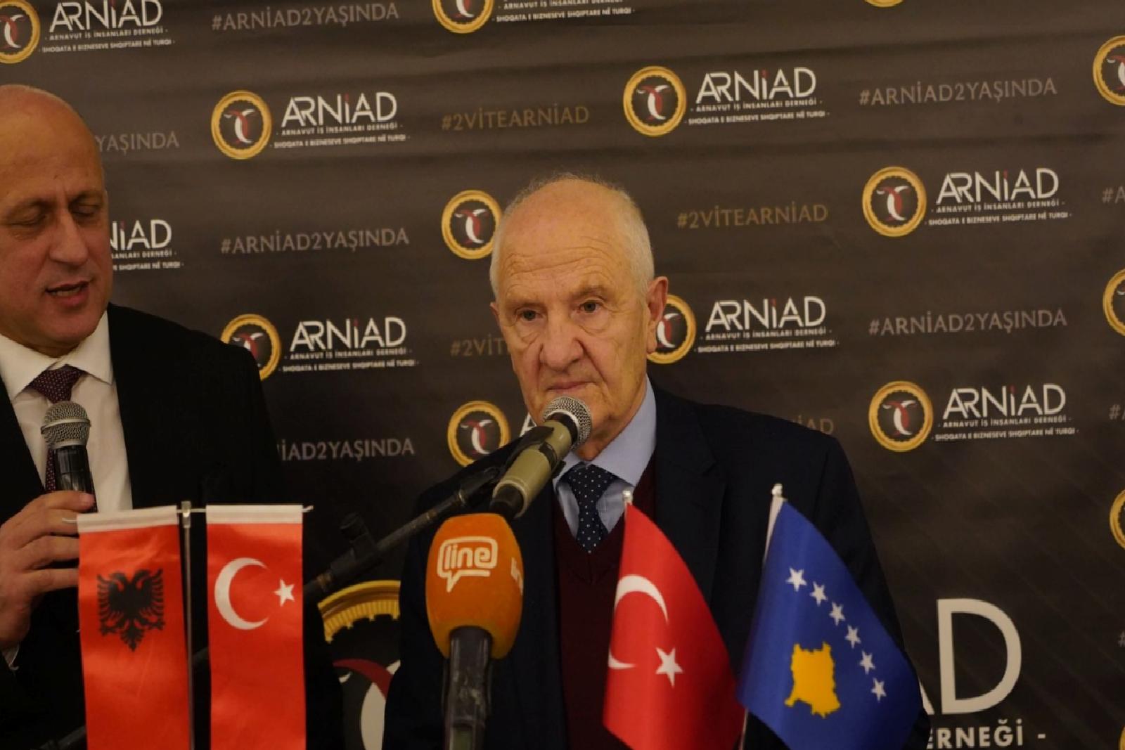 bursada-arnavut-is-insanlari-derneginin-ikinci-kurulus-yil-donumu-kutlandi-haberi-reFksUt5.jpg