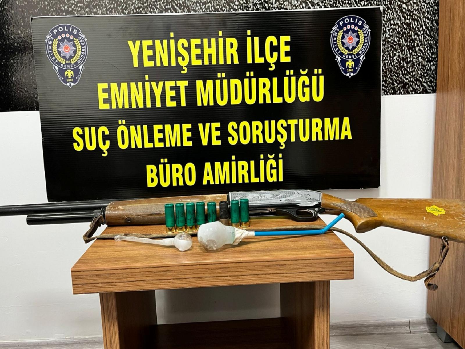 bursada-suphe-uzerine-durdurulan-aractaki-3-supheli-gozaltina-alindi-haberi-VXq2N8cD.jpg