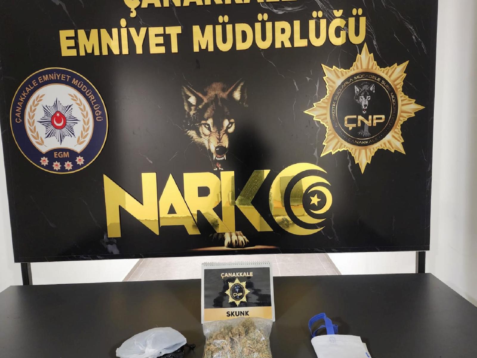 canakkalede-uyusturucu-operasyonunda-yakalanan-1-zanli-tutuklandi-1uF7Nq4E.jpg