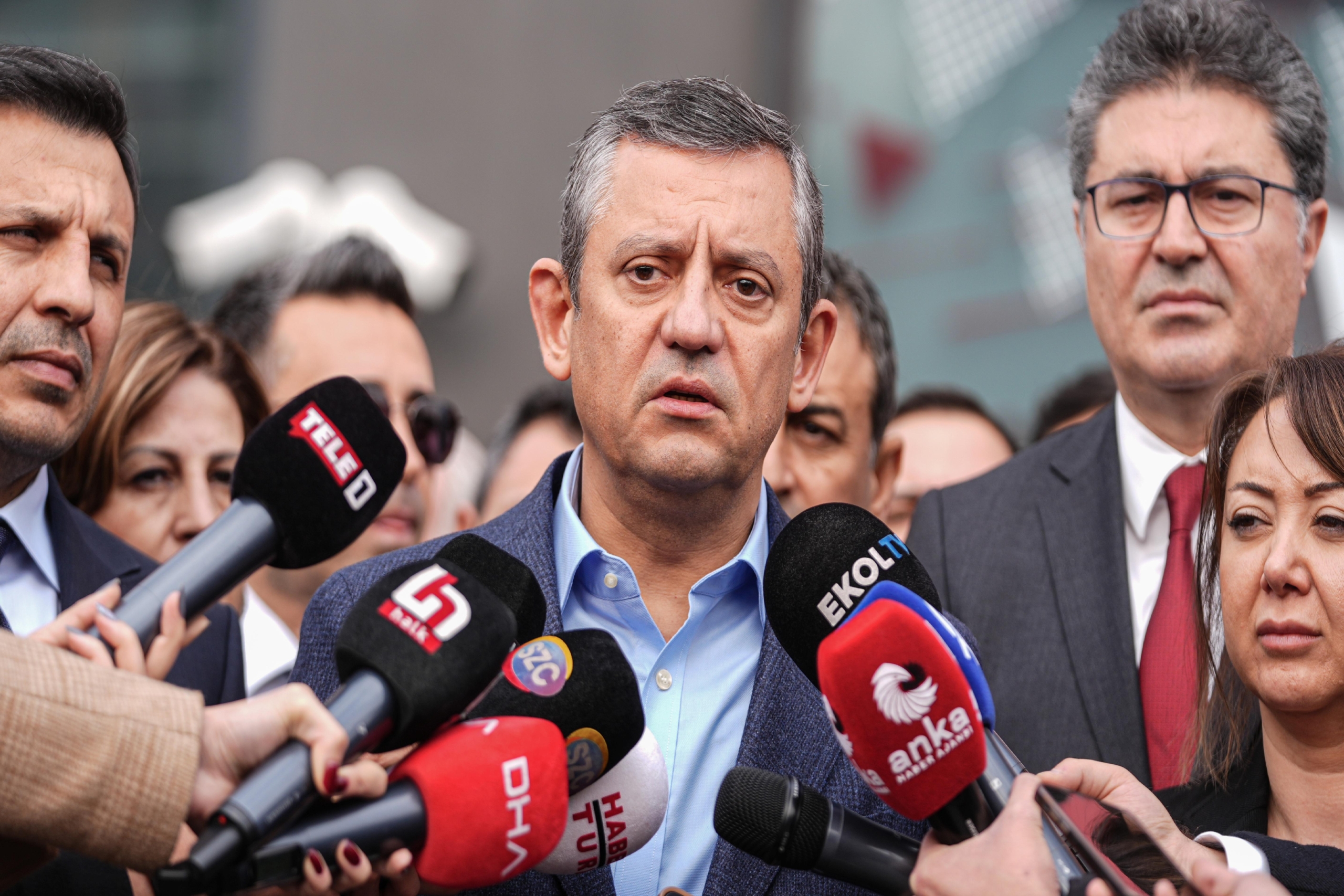 chp-genel-baskani-ozel-partisinin-il-baskanlari-toplantisi-oncesinde-konustu-haberi-byt32xQC.jpg