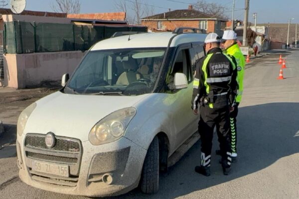 Çorlu’da polis ekipleri asayiş uygulaması yaptı haberi
