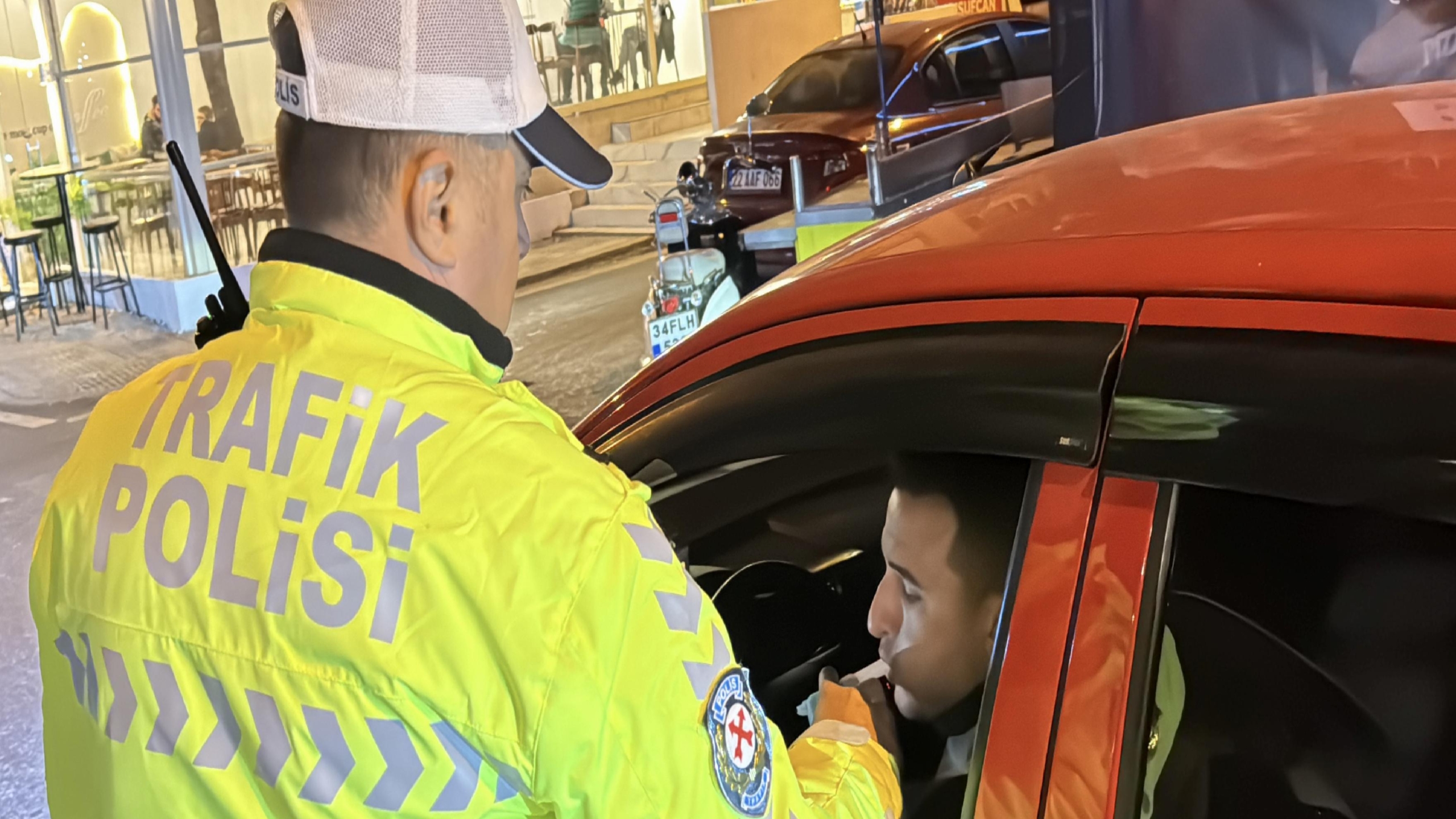 edirnede-trafik-kurallarini-ihlal-eden-19-surucuye-ceza-uygulandi-haberi-OvX267f8.jpg