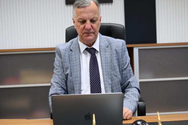 Edirne’de vali yardımcıları AA’nın “Yılın Kareleri” oylamasına katıldı