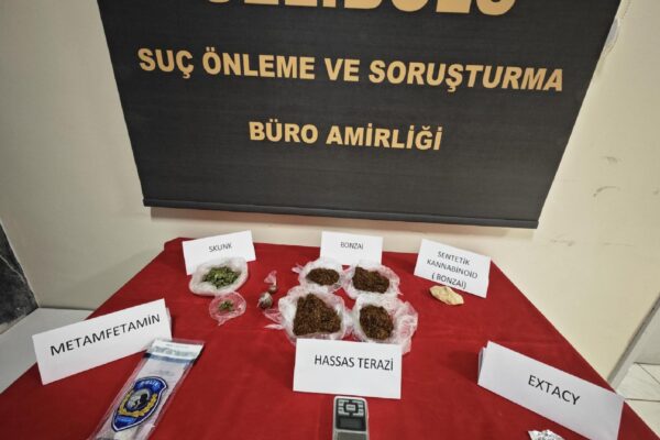 Gelibolu’daki uyuşturucu operasyonunda 2 şüpheli yakalandı