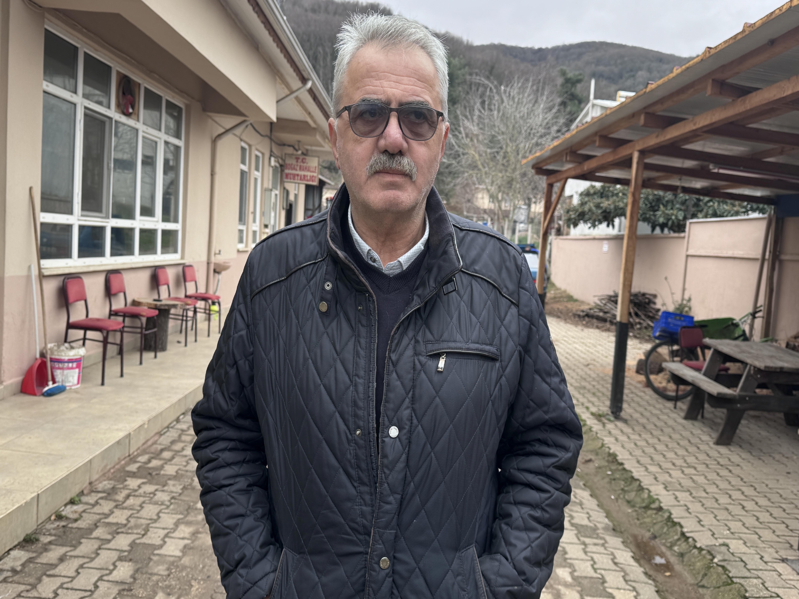 guncelleme-bursadaki-barinaktan-kacan-ayinin-yakalanmasi-icin-calismalar-suruyor-ZtZ8g7wr.jpg