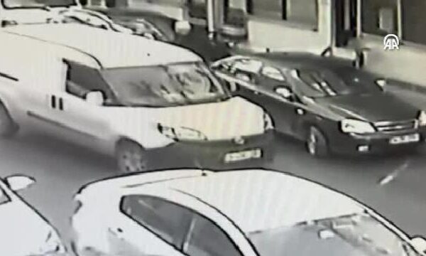 Güngören’de aracıyla sahte içki satan zanlı yakalandı