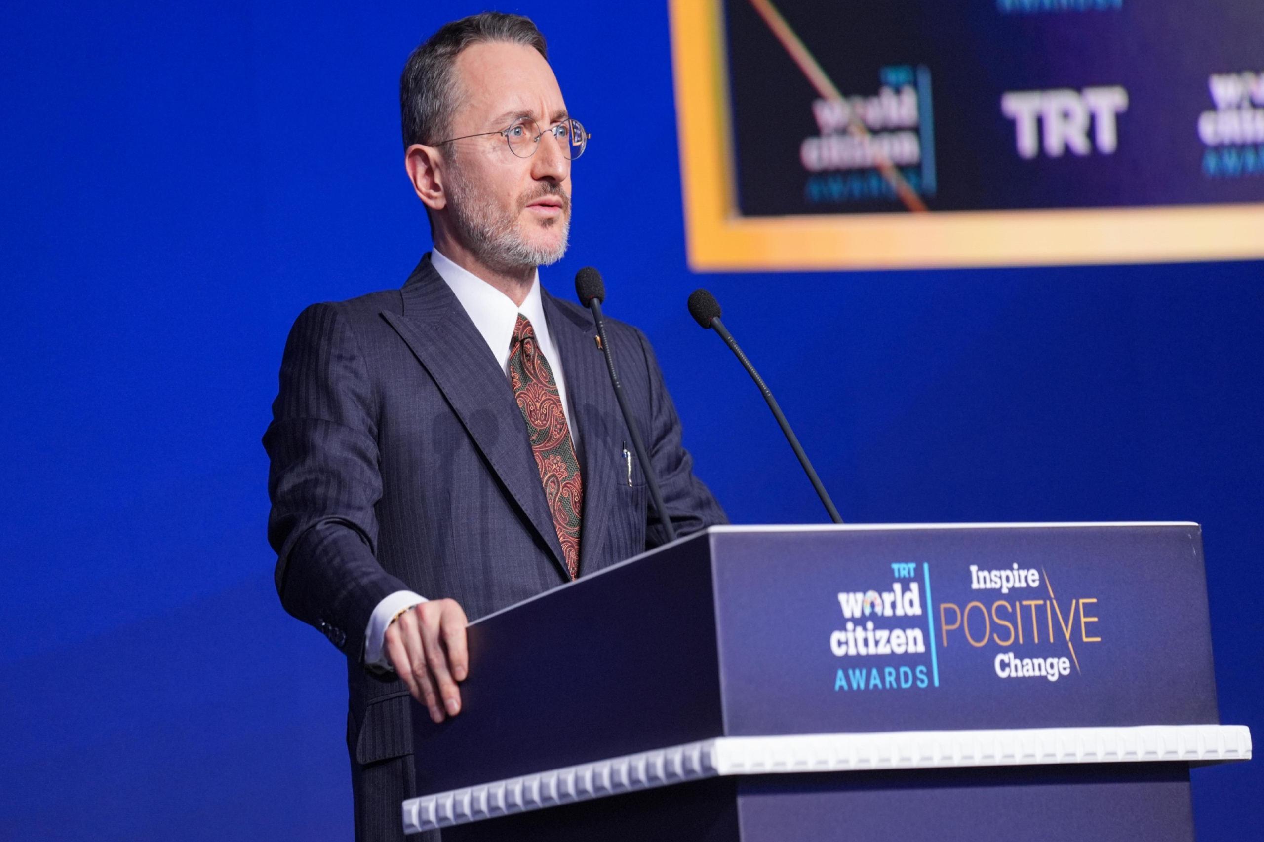 iletisim-baskani-altun-trt-world-citizen-odulleri-toreninde-konustu-NXCdpJSf.jpg