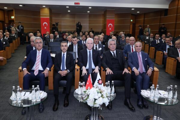 İSO Meclisi, Sivas Ticaret ve Sanayi Odası üyelerini konuk etti haberi