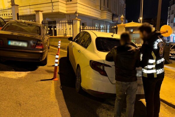 İstanbul’da araçlarıyla drift ve makas atan 3 şoföre 149 bin 414 lira ceza kesildi