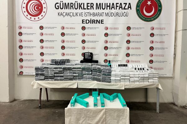 Kapıkule’de gümrük muhafaza ekipleri çok sayıda kaçakçılık girişimini önledi