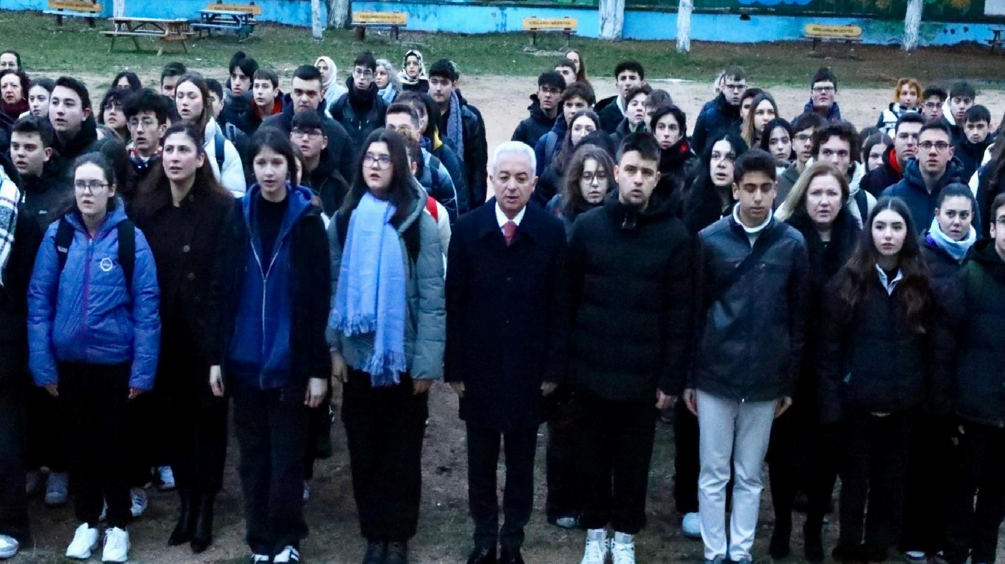 kirklareli-valisi-turan-okul-ziyaretlerini-surduruyor-Rn9B7eeH.jpg