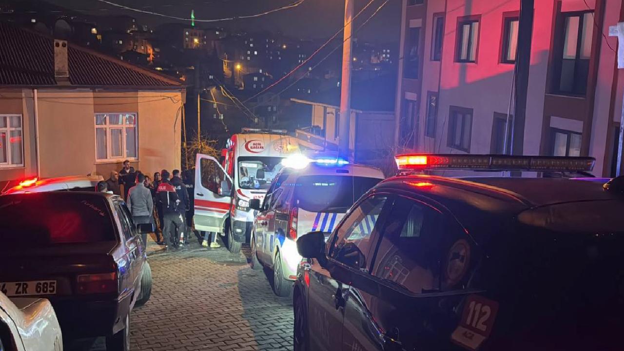 kocaelide-komsular-arasinda-cikan-kavgada-6-kisi-yaralandi-haberi-YbTkVicW.jpg