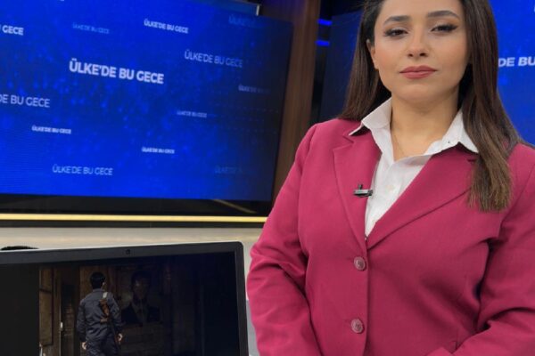 Medya yöneticileri ve haber spikerleri AA’nın “Yılın Kareleri” oylamasına katıldı haberi