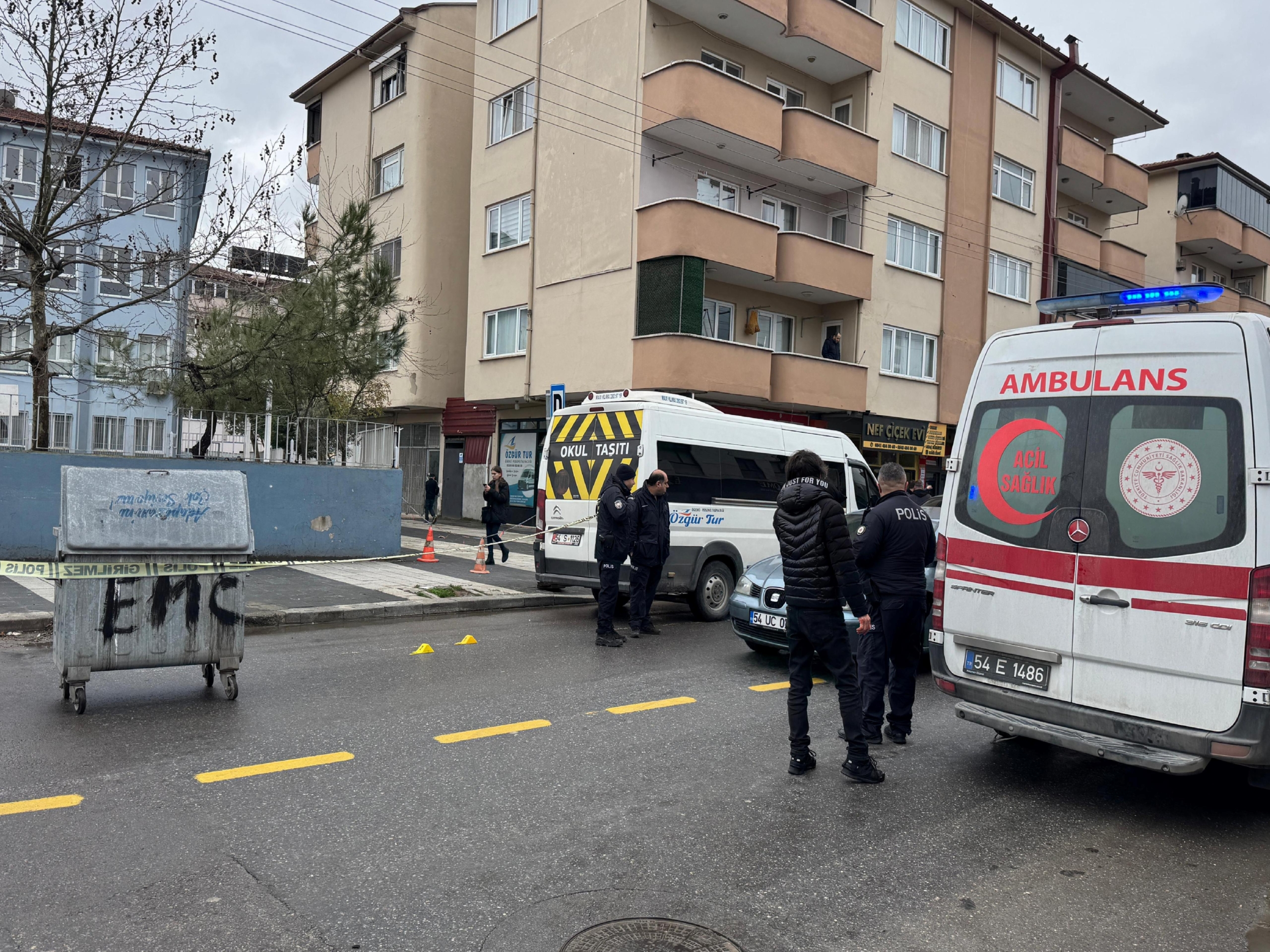 sakaryada-1-kisi-silahla-yaralandi-erexe567.jpg