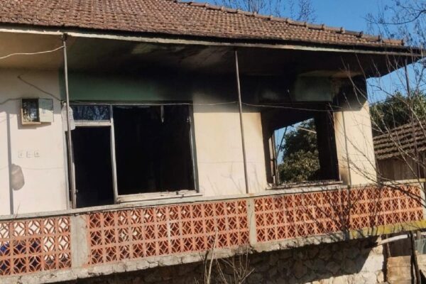 Sakarya’da evde çıkan yangında yaşlı kadın öldü haberi
