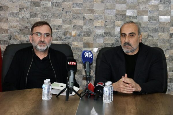 Sakaryaspor, teknik direktör Mustafa Dalcı ile sözleşme imzaladı haberi