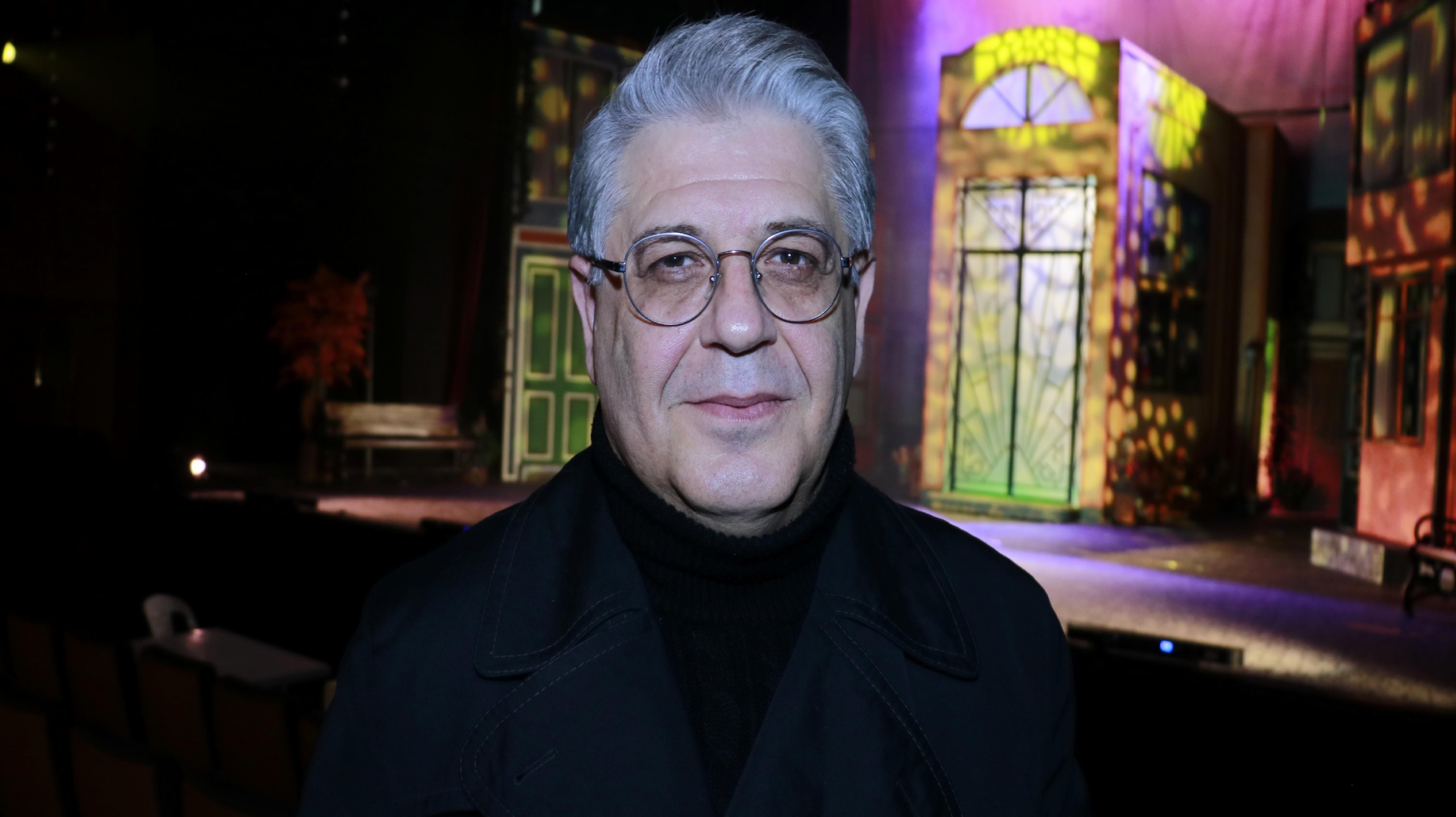 sokaktan-tiyatro-sahnesine-uzanan-kopek-sebonun-hikayesi-muzikal-oldu-uIikRZJh.jpg