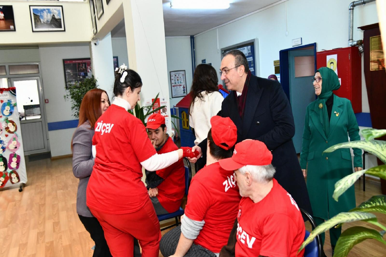 tekirdag-valisi-soyturk-zicevi-ziyaret-etti-QqVnq8SL.jpg