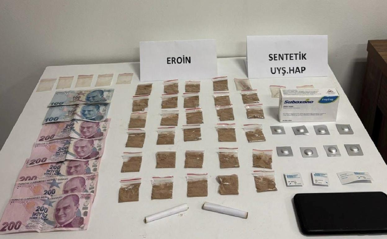 tekirdagda-uyusturucu-operasyonunda-5-supheli-yakalandi-haberi-iq5fvYCI.jpg