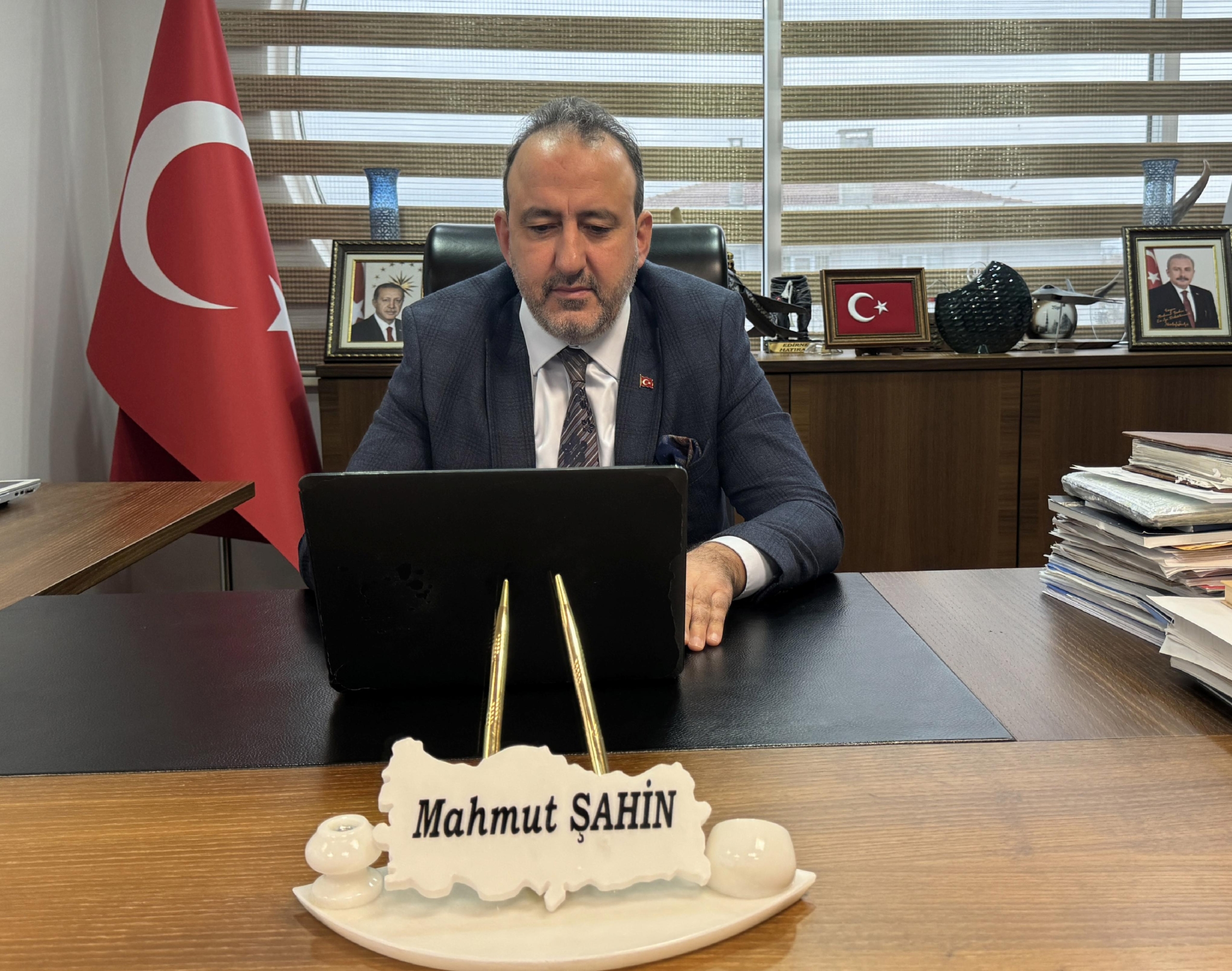 trakya-kalkinma-ajansi-genel-sekreteri-sahin-aanin-yilin-kareleri-oylamasina-katildi-9UdA5GZs.jpg