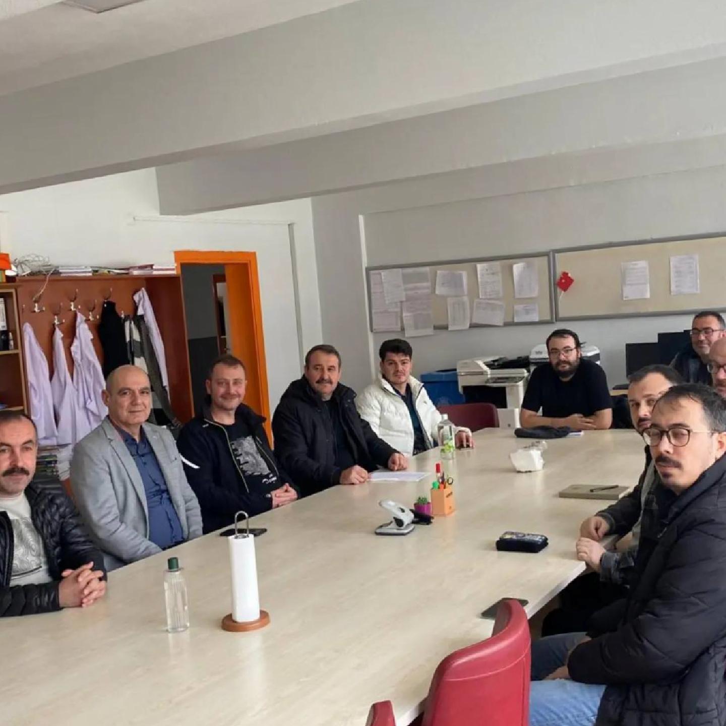 vizede-2024-2025-egitim-ogretim-yili-ikinci-donem-mudurler-kurulu-toplantisi-yapildi-haberi-ZlebazbK.jpg