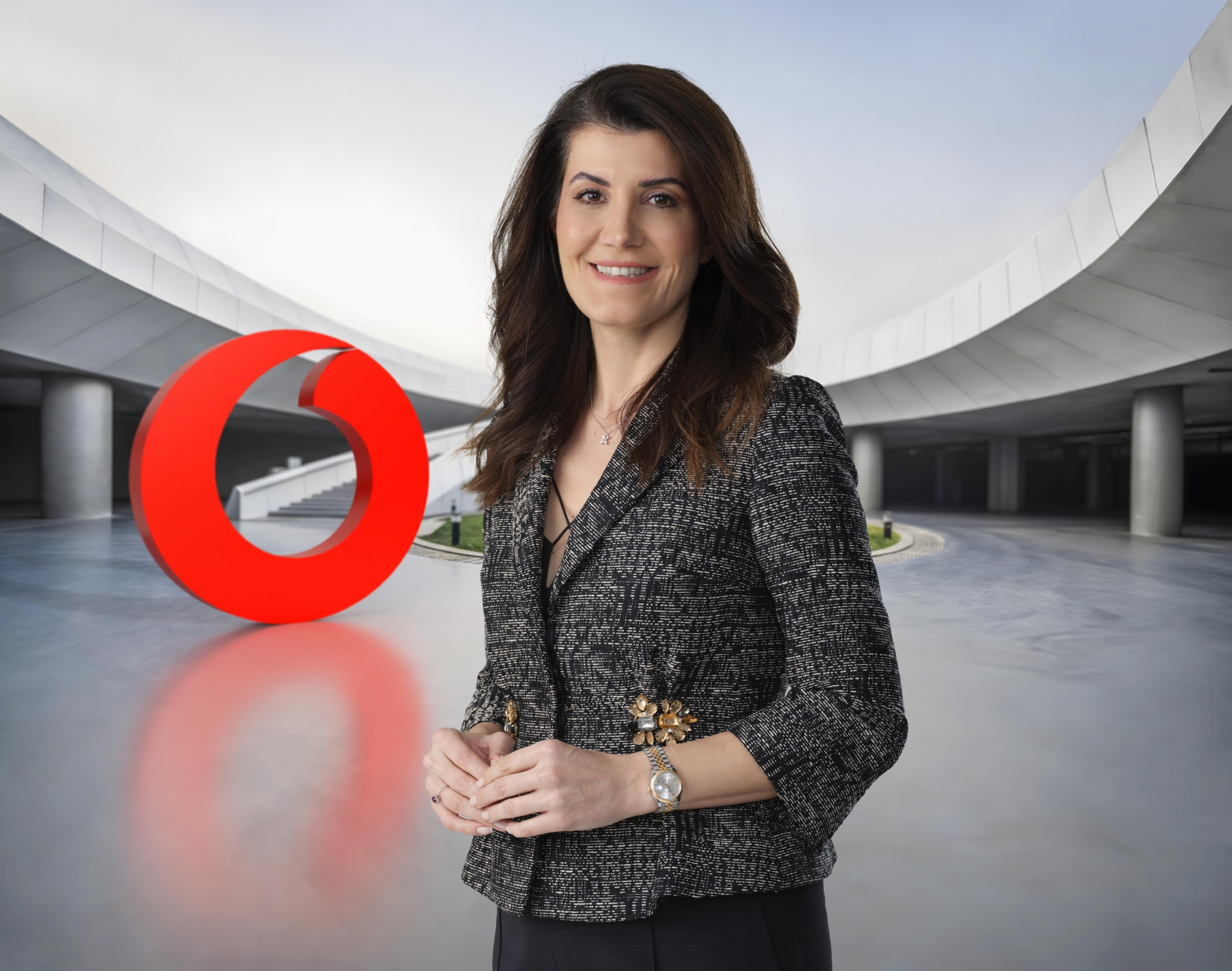 vodafone-business-red-enerjiyle-baydonerin-dijital-donusum-ortagi-oldu-haberi-X3S1GMqc.jpg