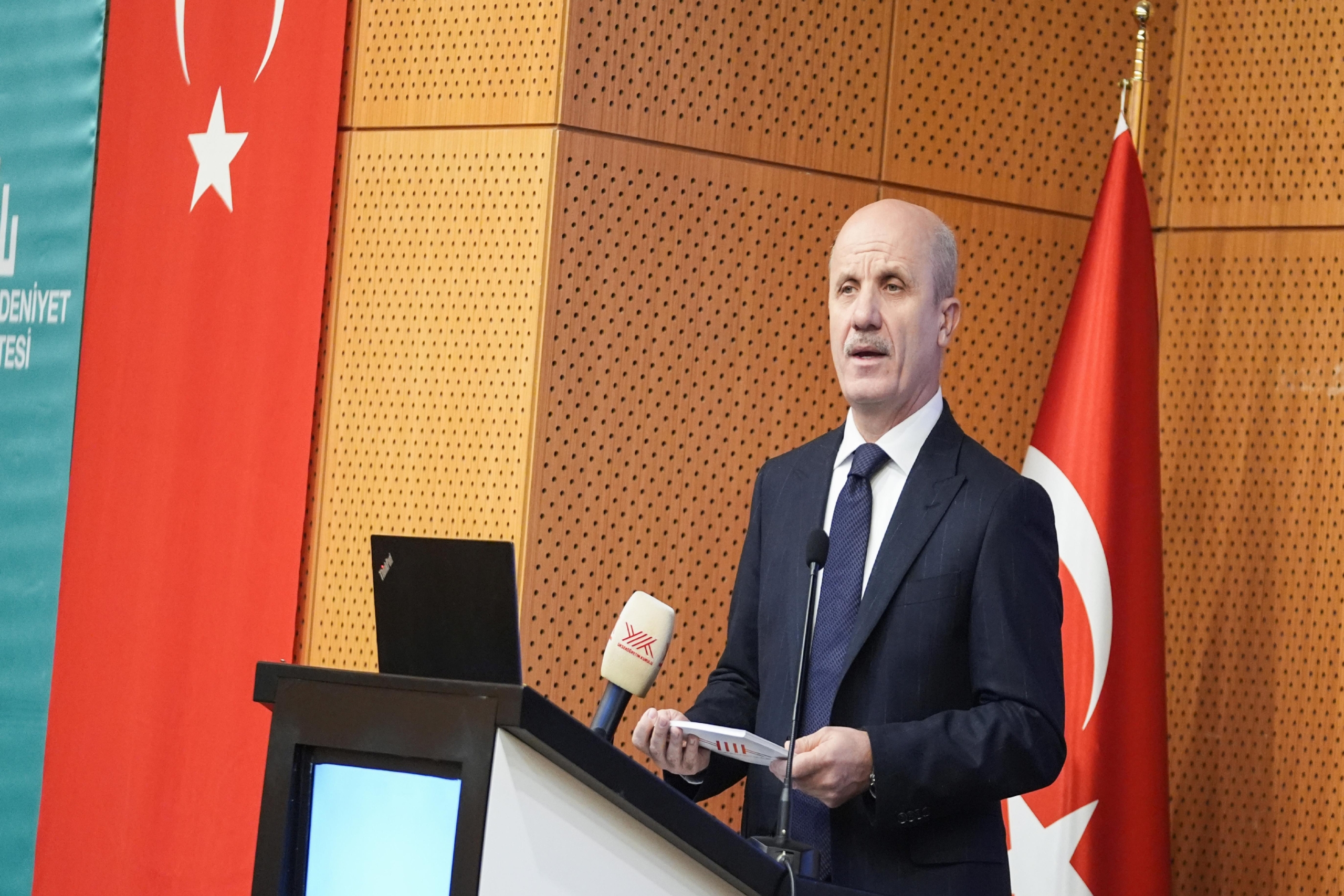 yok-baskani-prof-dr-ozvar-istanbulda-2030a-dogru-yuksekogretim-vizyonu-toplantisinda-konustu-haberi-19j9Uxph.jpg