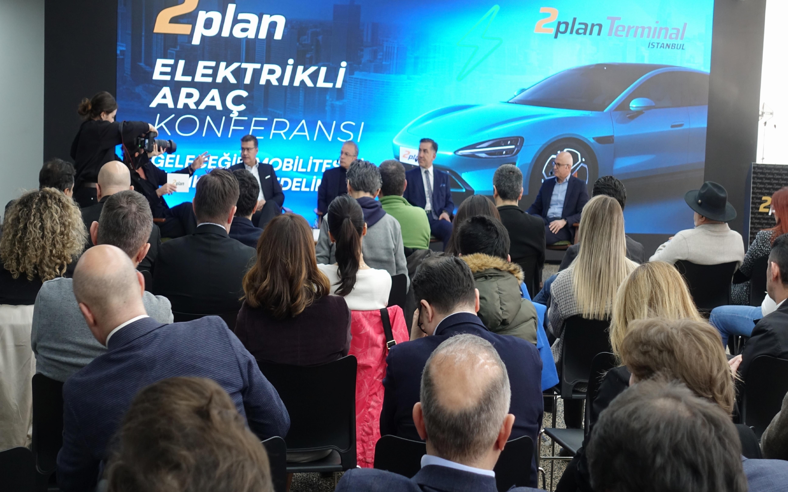 2plan-elektrikli-arac-konferansinda-sektorun-donusumu-ele-alindi-haberi-l8IVULnt.jpg