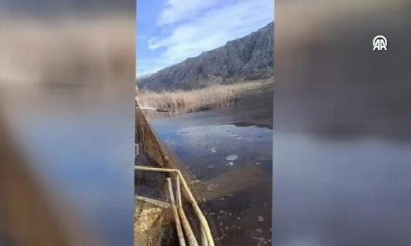 Afyonkarahisar’da kaçak avcıların göl ve göletlere bıraktığı 8 bin 300 metrelik ağ bulundu haberi