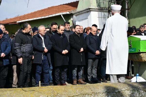 AK Parti Çanakkale Merkez İlçe Başkanı Barış’ın babasının cenazesi defnedildi haberi