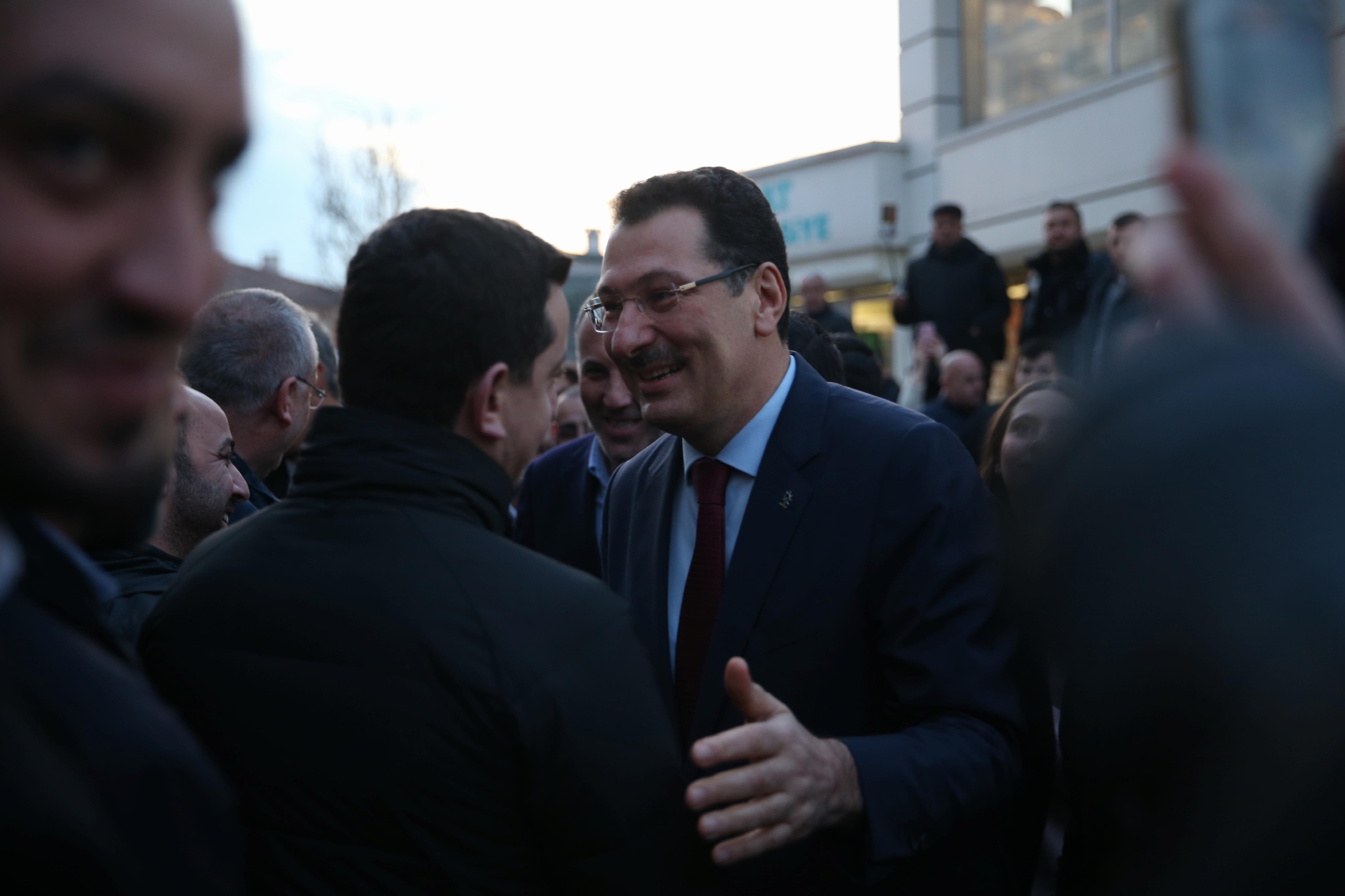 ak-parti-genel-baskan-yardimcisi-yavuz-sakaryada-konustu-haberi-v3bZa785.jpg